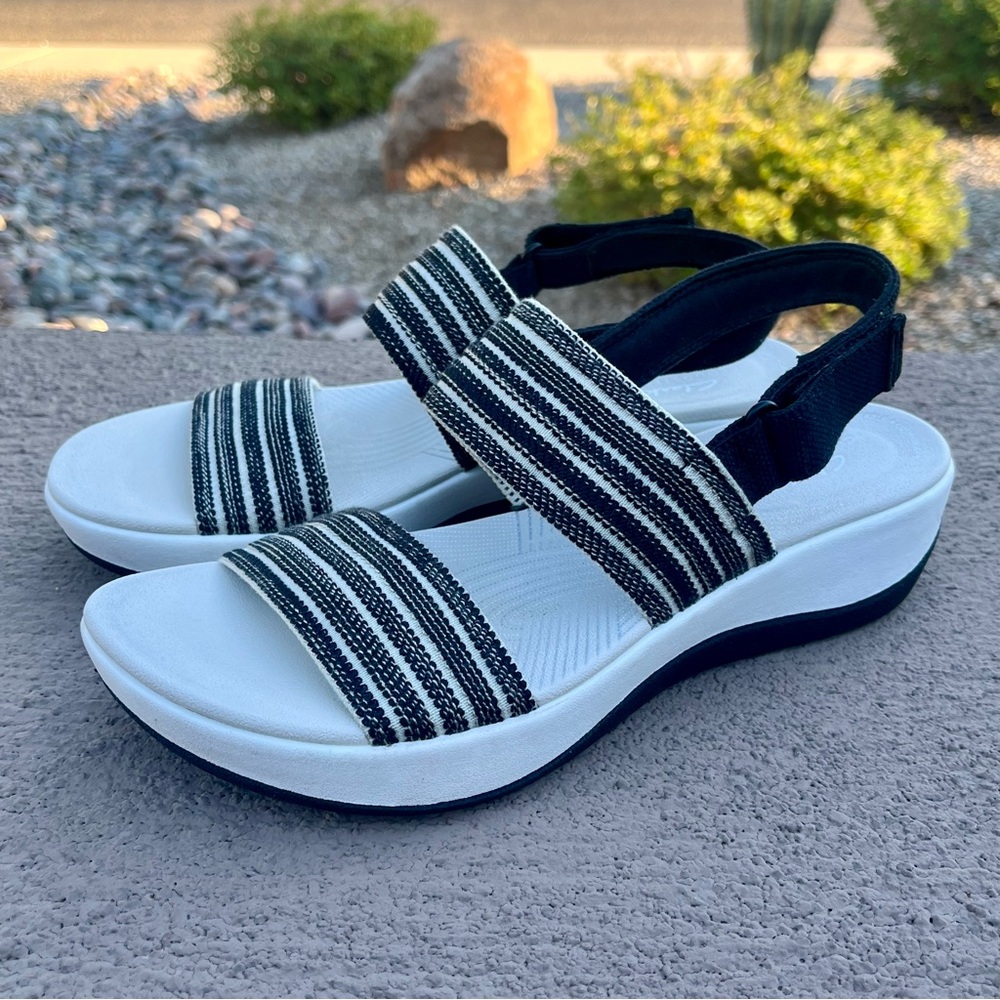 Clarks Cloudsteppers Arla Stroll Black White Size 8.5 28963 EUC Almost New!